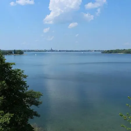 Apartment Privatzimmer Fur Eine Person Mit Kochgelegenheit Schwerin (Mecklenburg-Vorpommern)